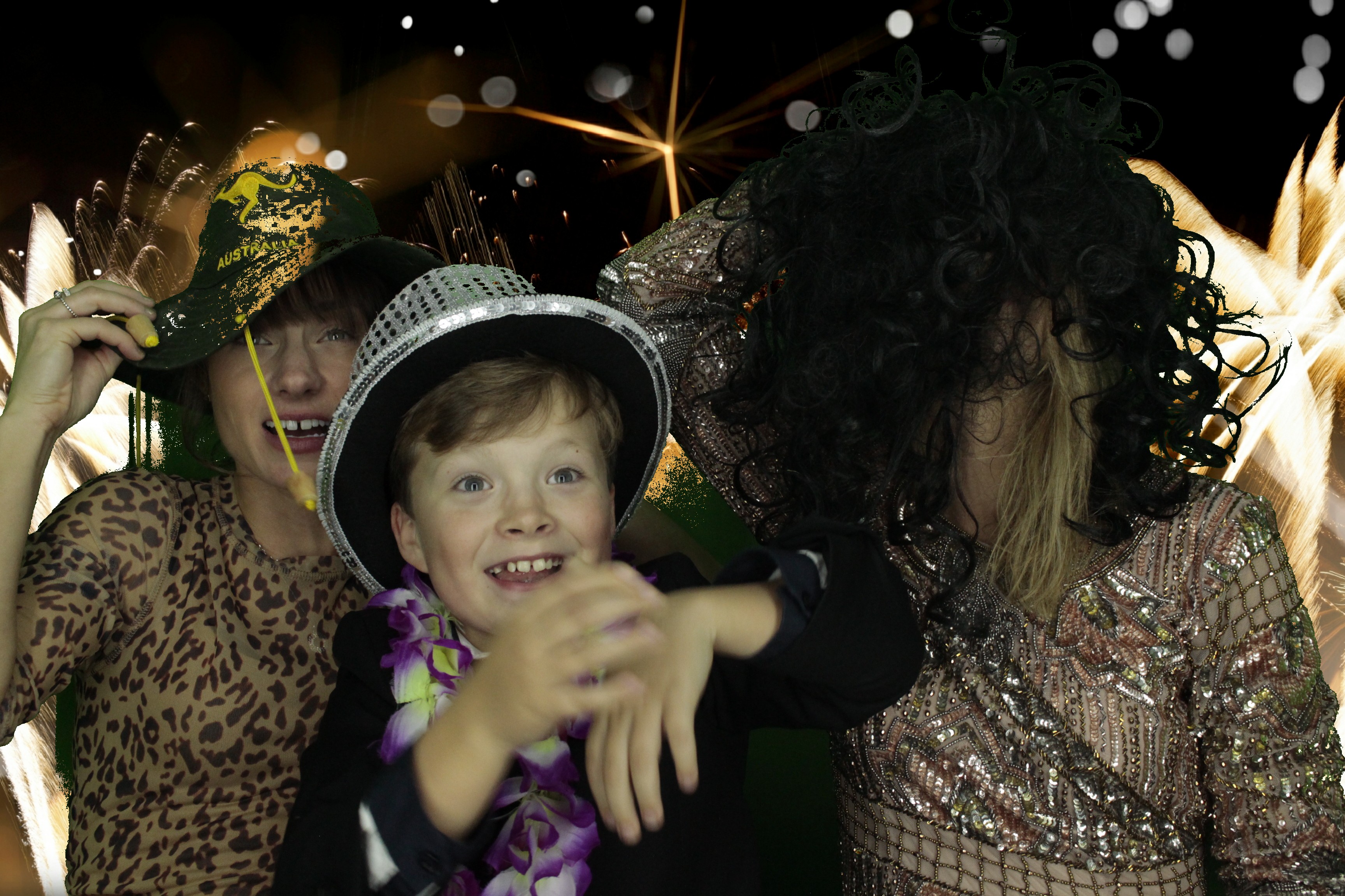 SHARON'S BIRTHDAY | View more photos from the event at gallery.myphotoboothexperience.co.uk/u/MyPhotoBoothExperienceLtd/SHARONS-BIRTHDAY